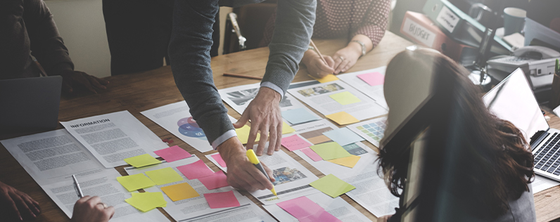 Blog header-business components of a business plan