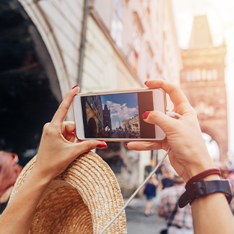 travel social media