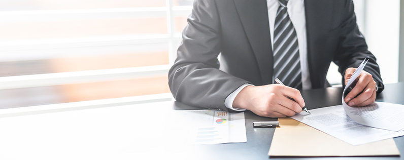 Blog header-lawyer lawyer website