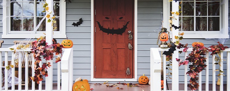 Blog header Real estate Halloween marketing