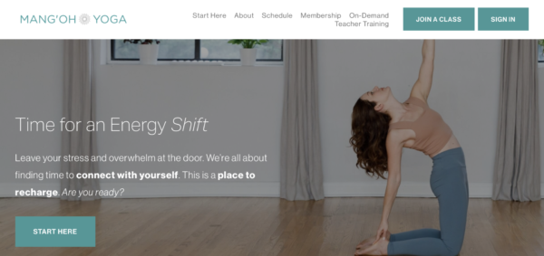 Mang'Oh Yoga's homepage uses CTAs to motivate potential students and collect email addresses