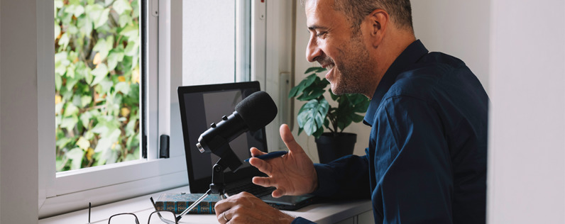 Blog header Podcasting for Small Business