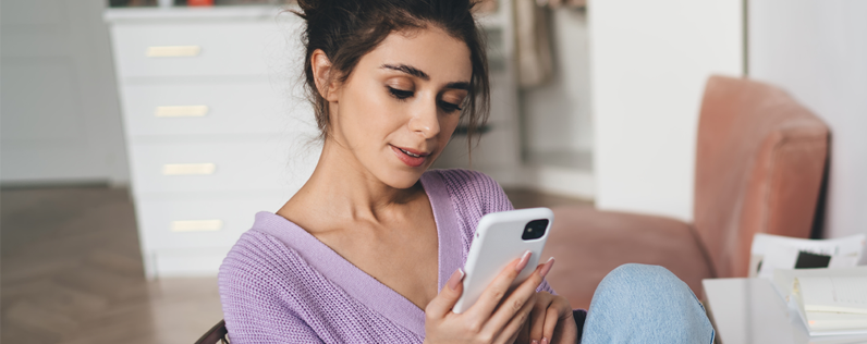Blog header SMS for retail