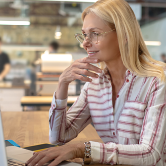 Business woman working on email marketing automation