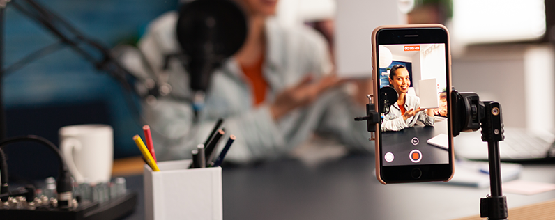 Video Social Media Blog header Digital creator producing video social media content