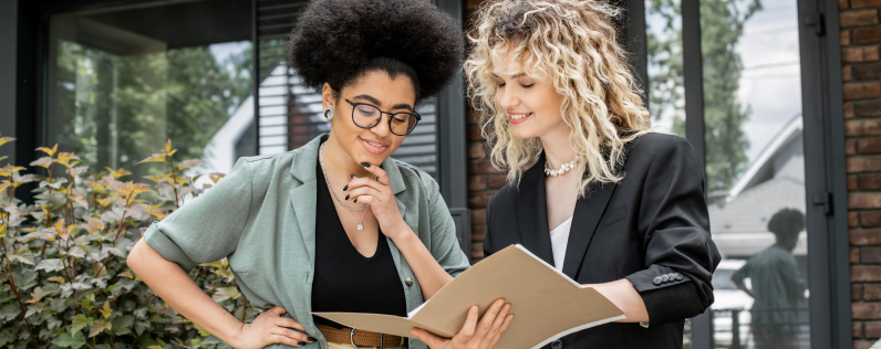 Canadian Real Estate Agents Face a Marketing Balancing Act
